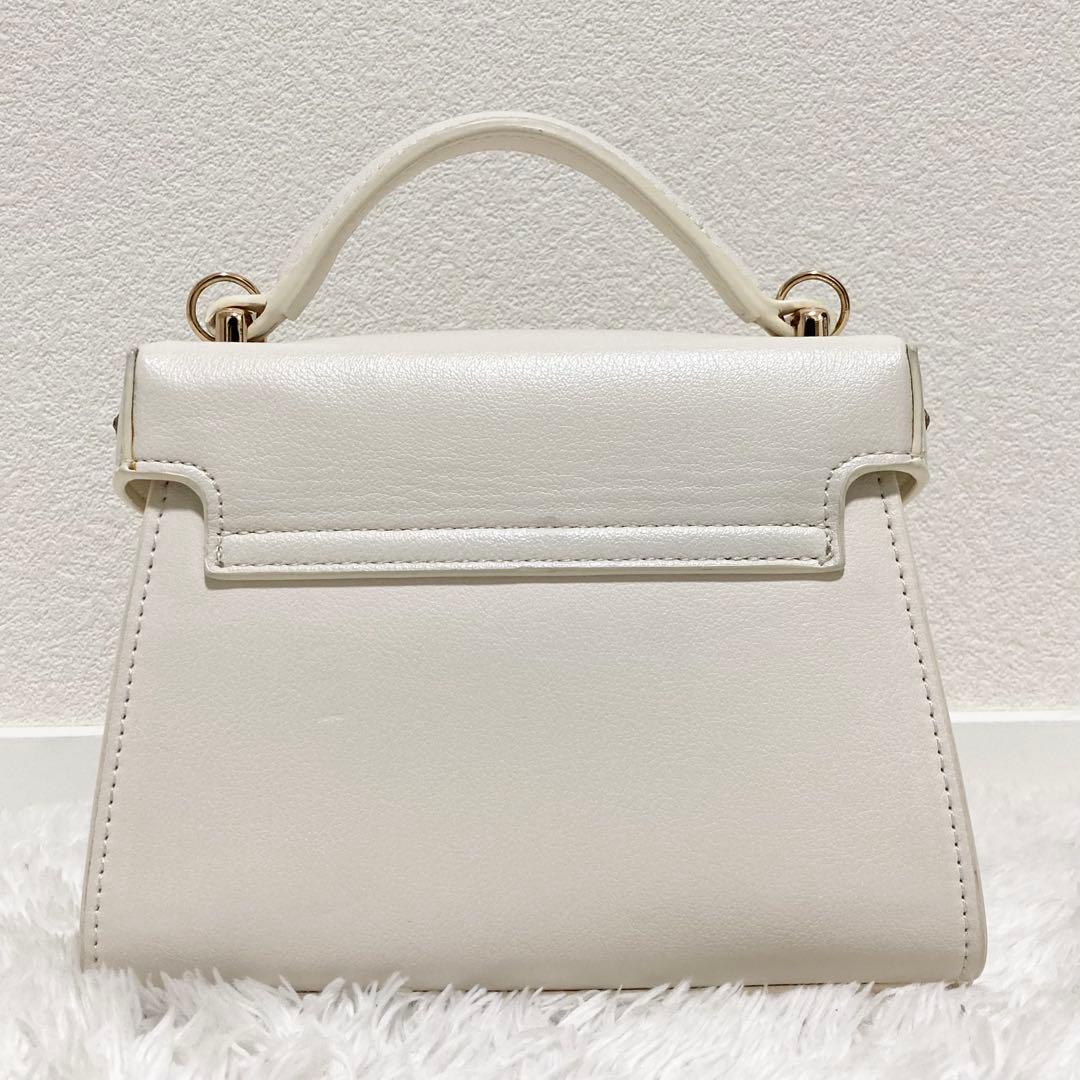 美品♡ セルフォード リュタン ビジュースタッズポシェット 白 アイボリー