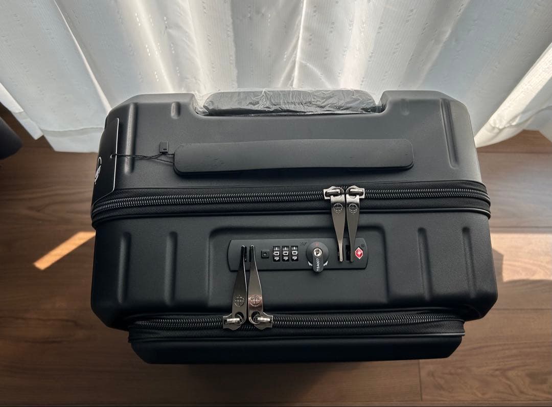 【未使用アウトレット】Evoon　スーツケース 拡張機能なし ブラック 416