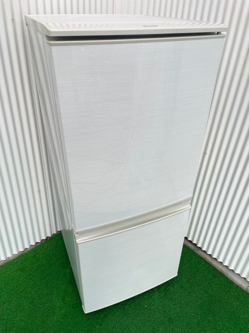820 シャープ 左右付け替え可能ドア 2ドア冷蔵庫 一人暮らし 単身 ホワイト
