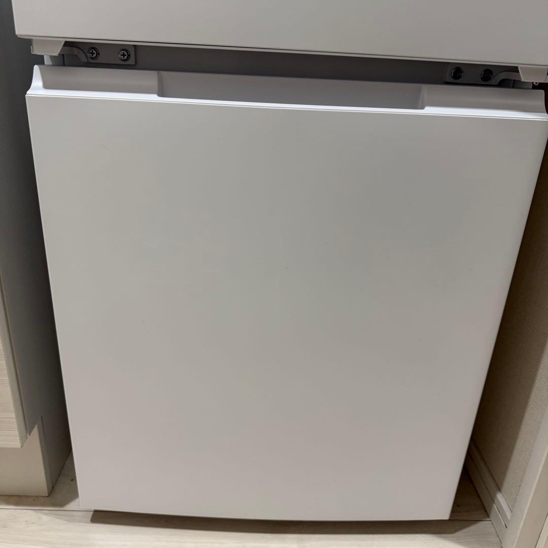 【極美品】2024年製 SHARP 冷凍冷蔵庫 SJ-D15K-W 霜取り不要