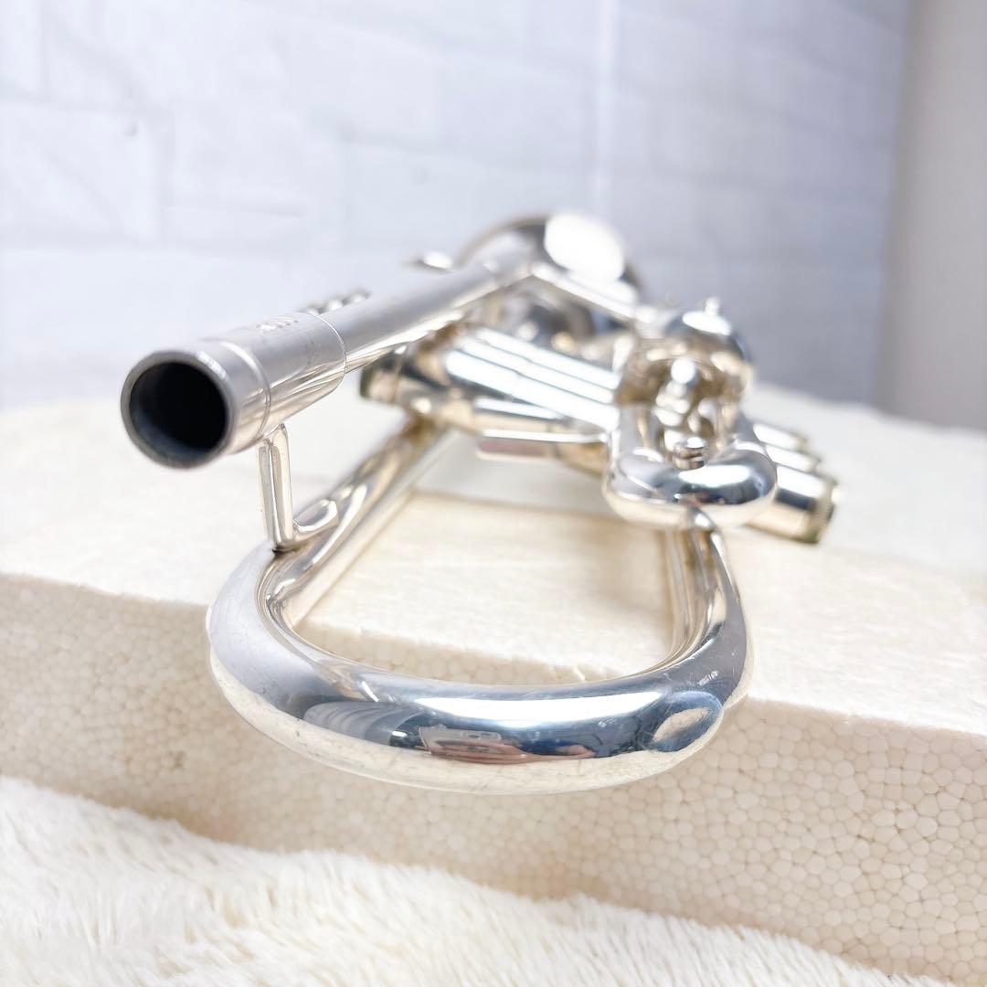 Bach バック TR-300 トランペット B♭ マウスピースなし