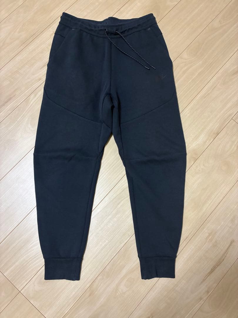ナイキテックフリース　セットアップ　上下　ブラック　Mサイズ　黒タグ　国内正規品