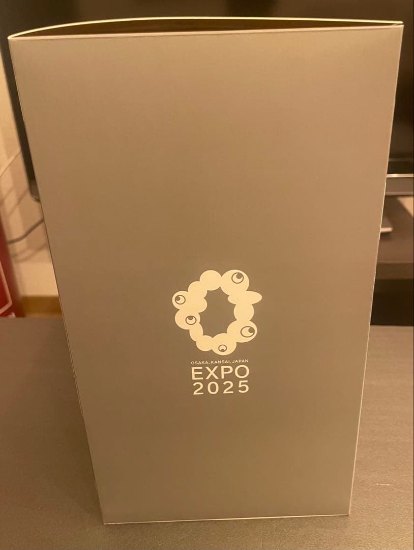 【新品同様】ミャクミャク　貯金箱 ブラック　黒 フィギュア