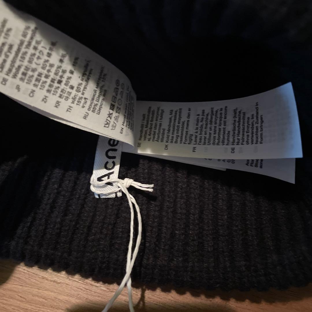 ★AW25新品★Acne Studiousアクネ ストゥディオス　ニットビーニー