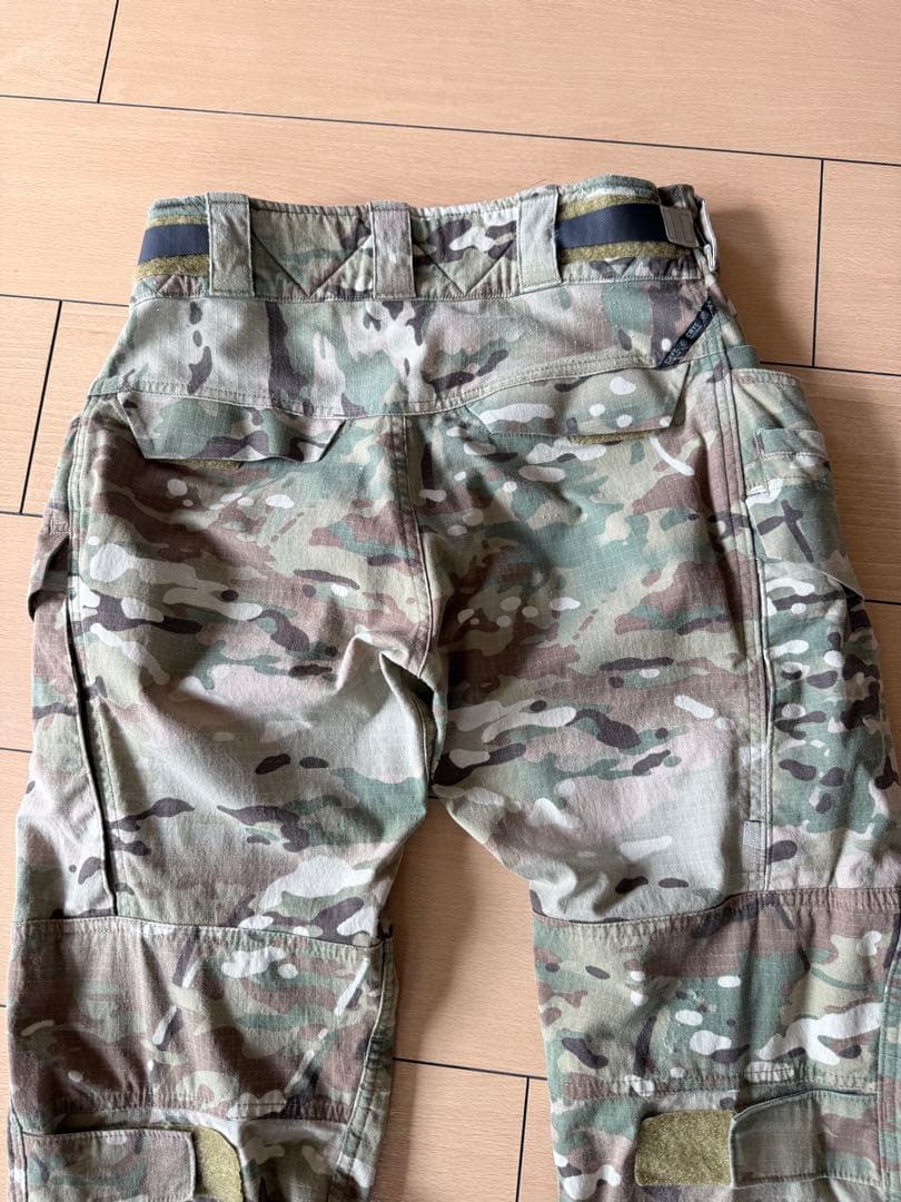 「実物」crye precision G4 コンバットパンツ　マルチカム30-S