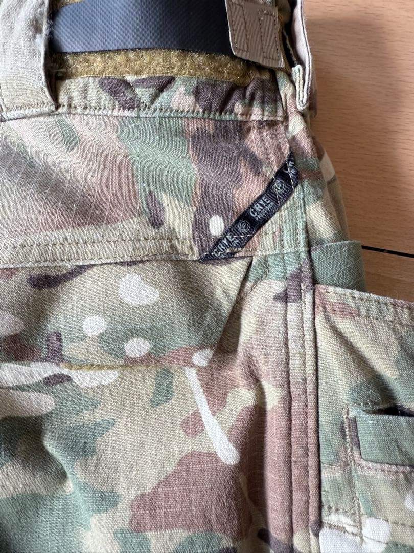 「実物」crye precision G4 コンバットパンツ　マルチカム30-S
