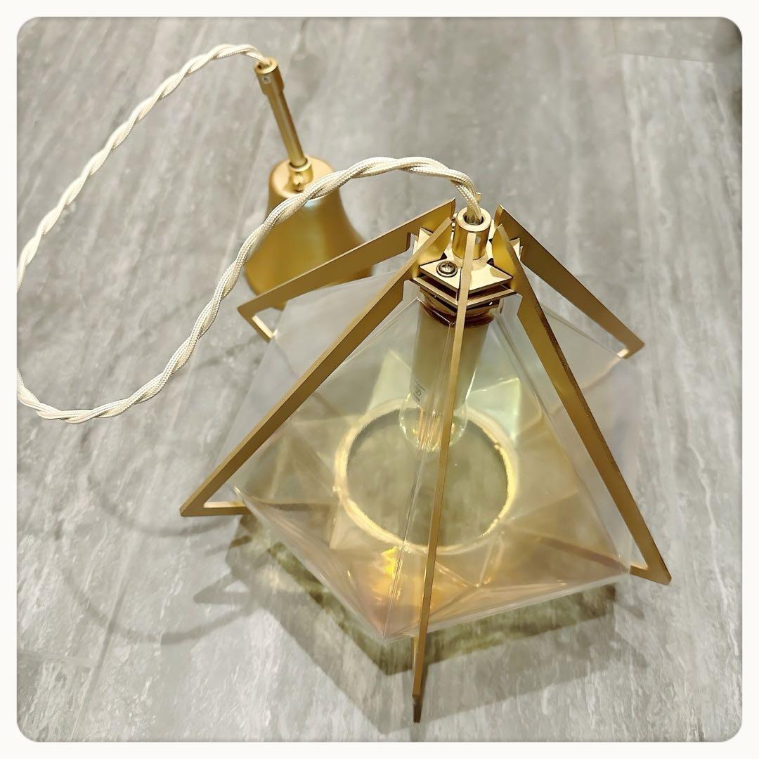 フランフラン　レオン ペンダントランプ オーロラ　照明　電球　シャンデリア