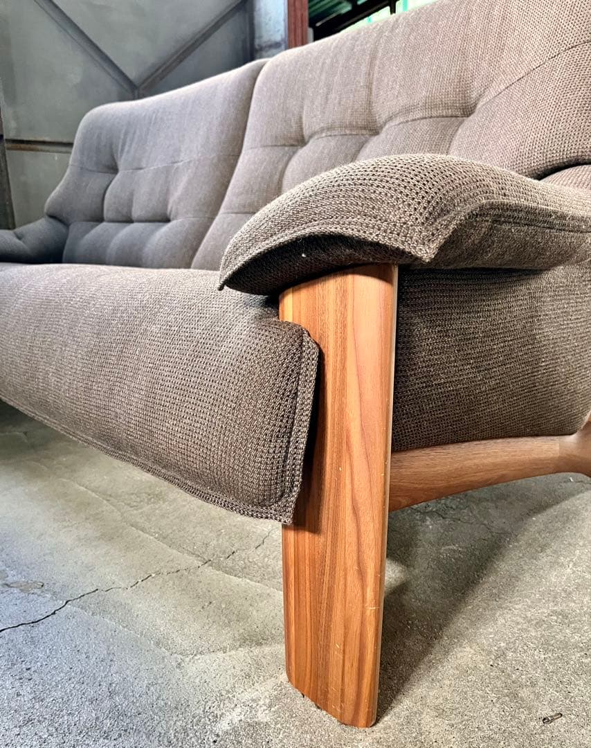 ③ 【送料込】 KARIMOKU カリモク 2人掛けソファUU4953R390