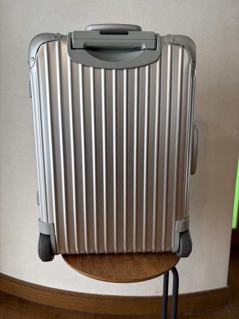 Lufthansa シルバーキャリーケース 32L