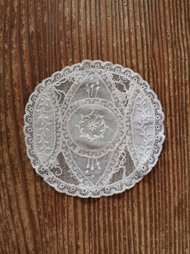 アンティーク ノルマンディーレース 小さなドイリー フランス エンブロイダリー