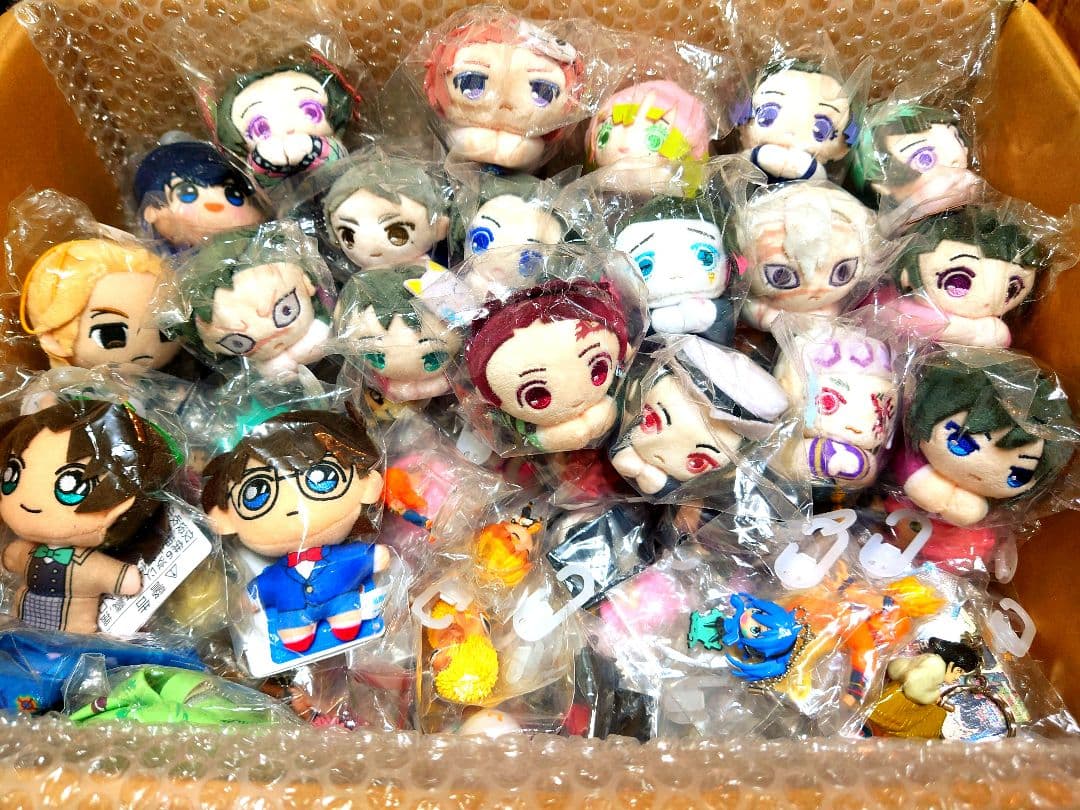 【大量まとめ売り】ノンジャンル　キャラクターグッズ　アニメグッズ　アクスタなど。