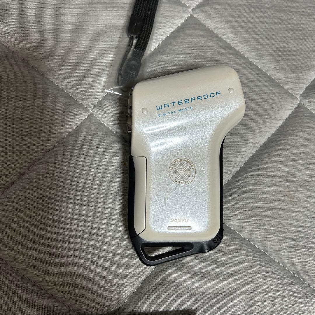SANYO Xacti CA65 デジタルムービーカメラ　DMX-CA65（W）