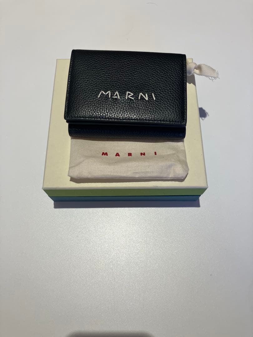 K*o様 marni マルニ 三つ折り財布 ブラック