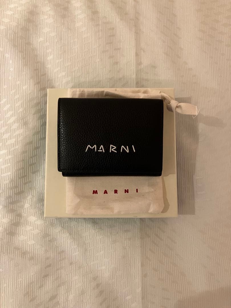 K*o様 marni マルニ 三つ折り財布 ブラック