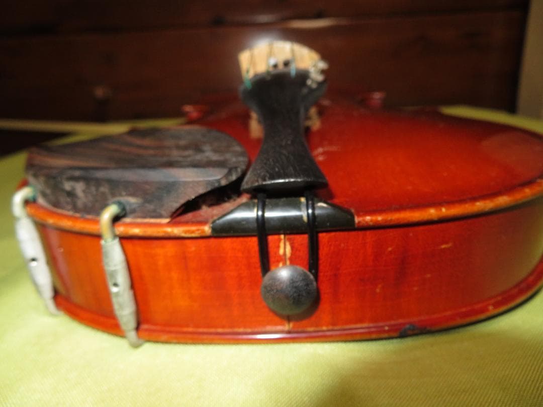 SUZUKIバイオリン　no特.2　 1971 年製　サイズ：4/4　欠けあり