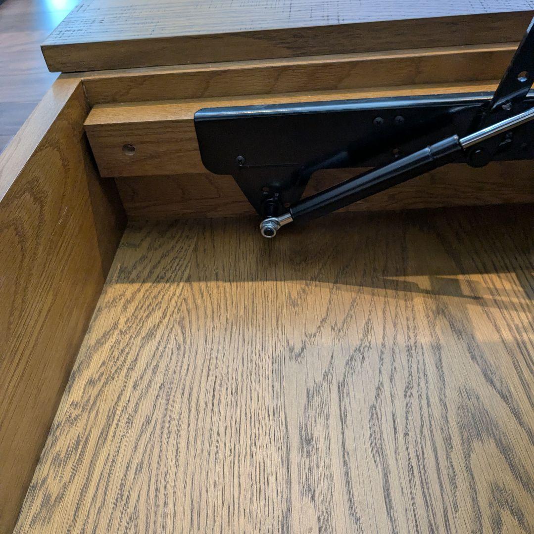 ジャーナルスタンダードファニチャー、リフティングテーブル