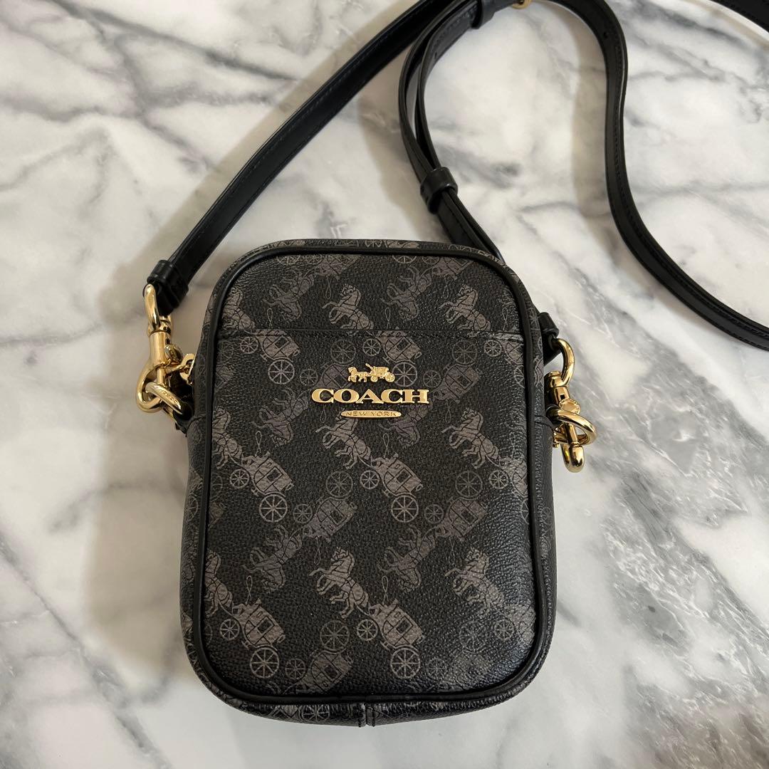 COACH ブラック ショルダーバッグ　コーチ