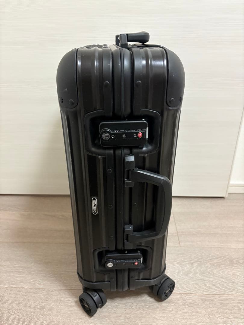 RIMOWA TOPAS リモワ トパーズ ステルス スーツケース 機内持込可