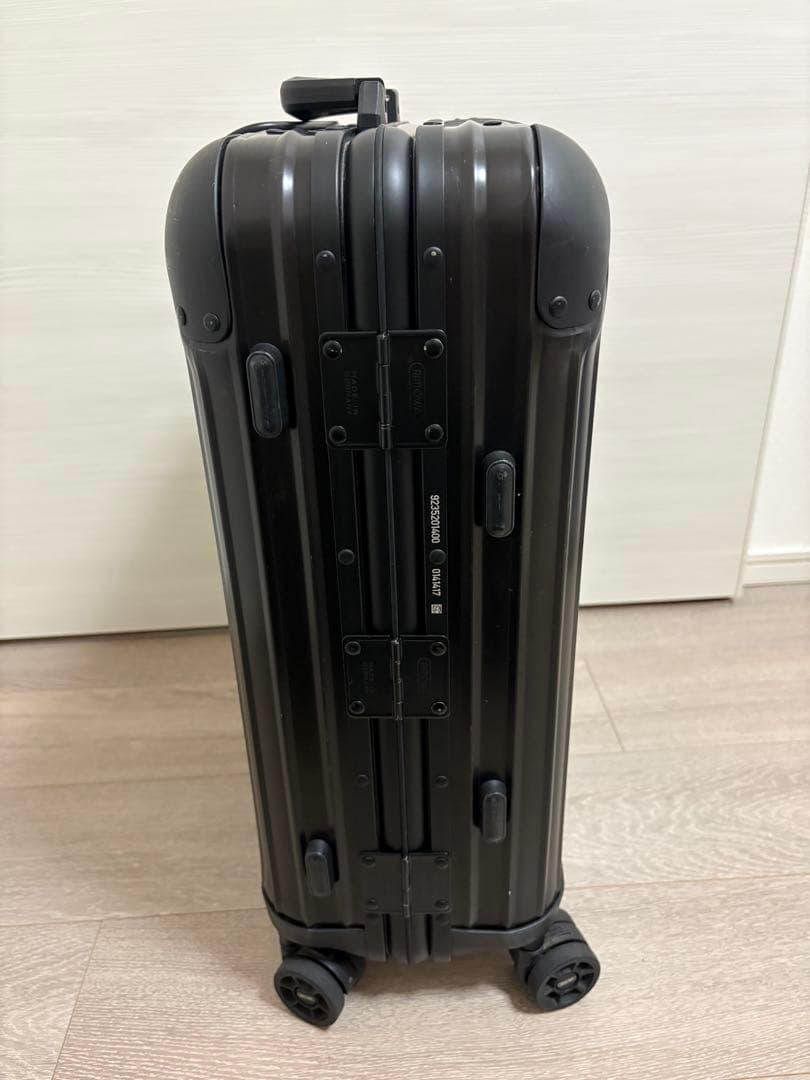 RIMOWA TOPAS リモワ トパーズ ステルス スーツケース 機内持込可