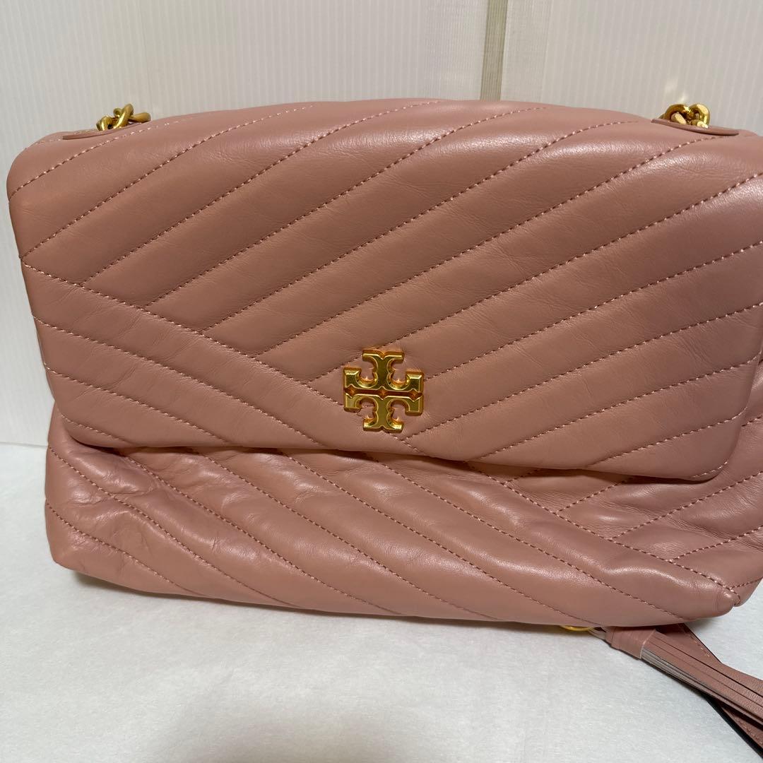 トリーバーチ　ショルダーバッグ　キラシェブロン