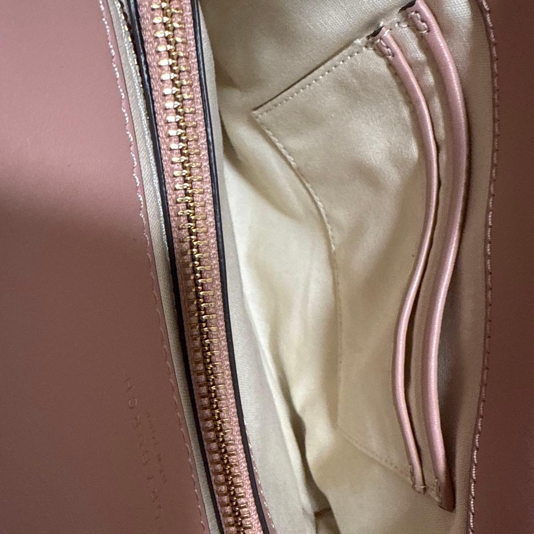 トリーバーチ　ショルダーバッグ　キラシェブロン