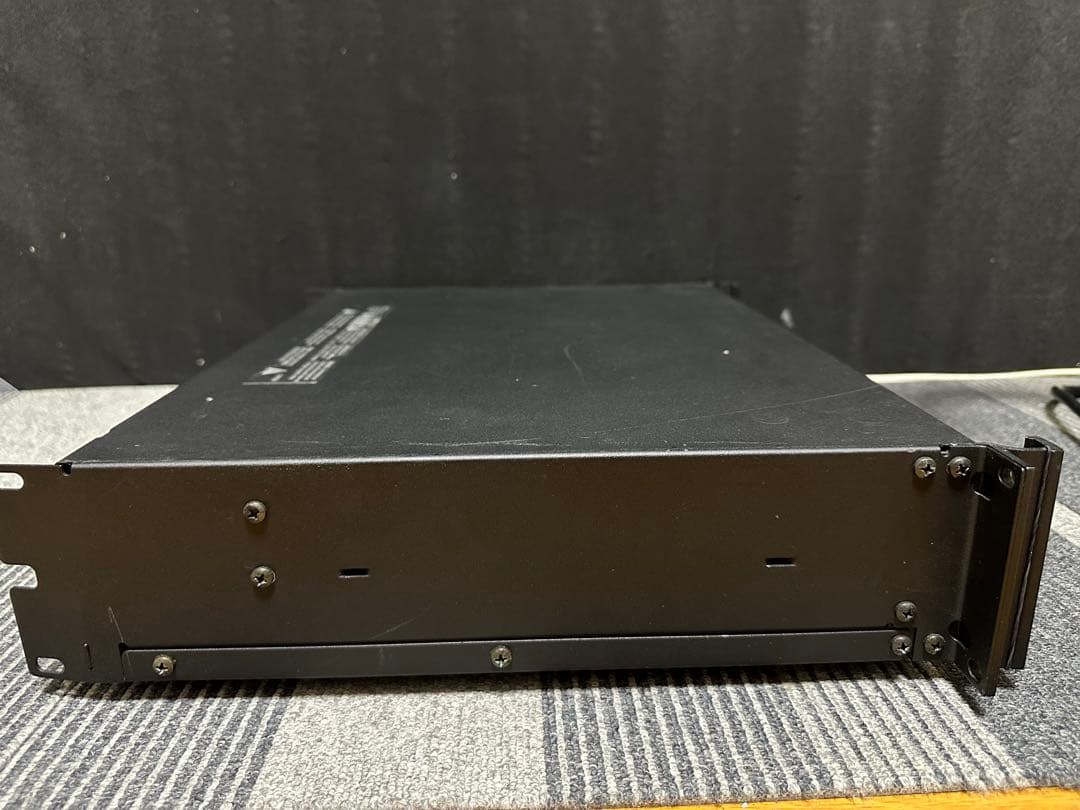 QSC DCA 3422 パワーアンプ