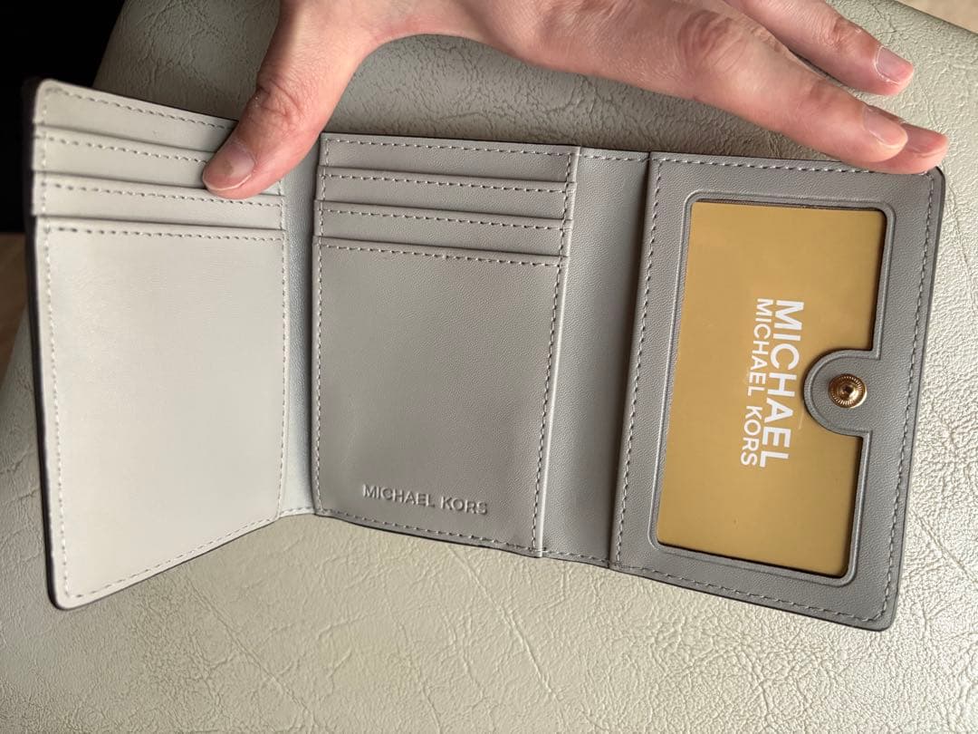 MICHAEL KORS グレー 三つ折り財布
