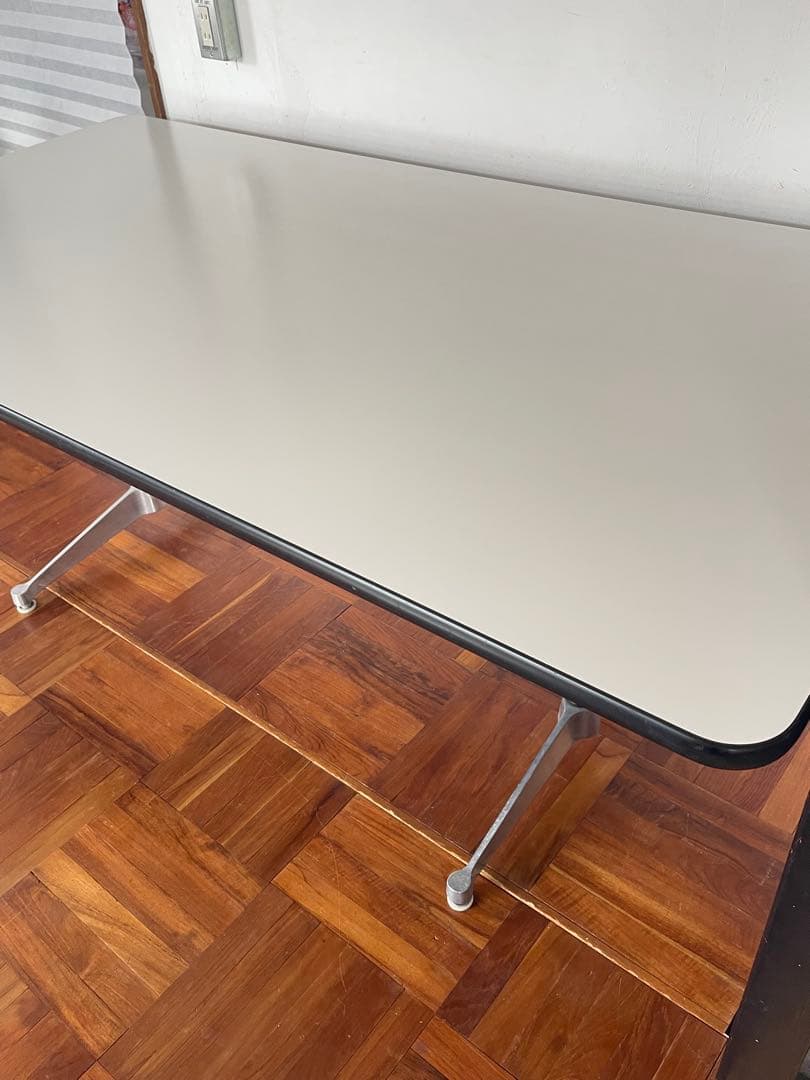 ハーマンミラー ヴィンテージ イームズ コントラクト ミーティング テーブル 1