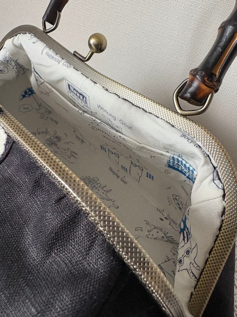 ❤️着物お出かけバンブーbag 気品溢れる大人black linen 豪華刺繍