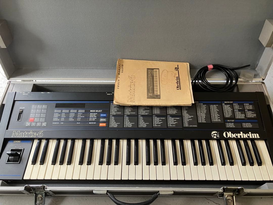 Oberheim オーバーハイム シンセサイザー Matrix-6