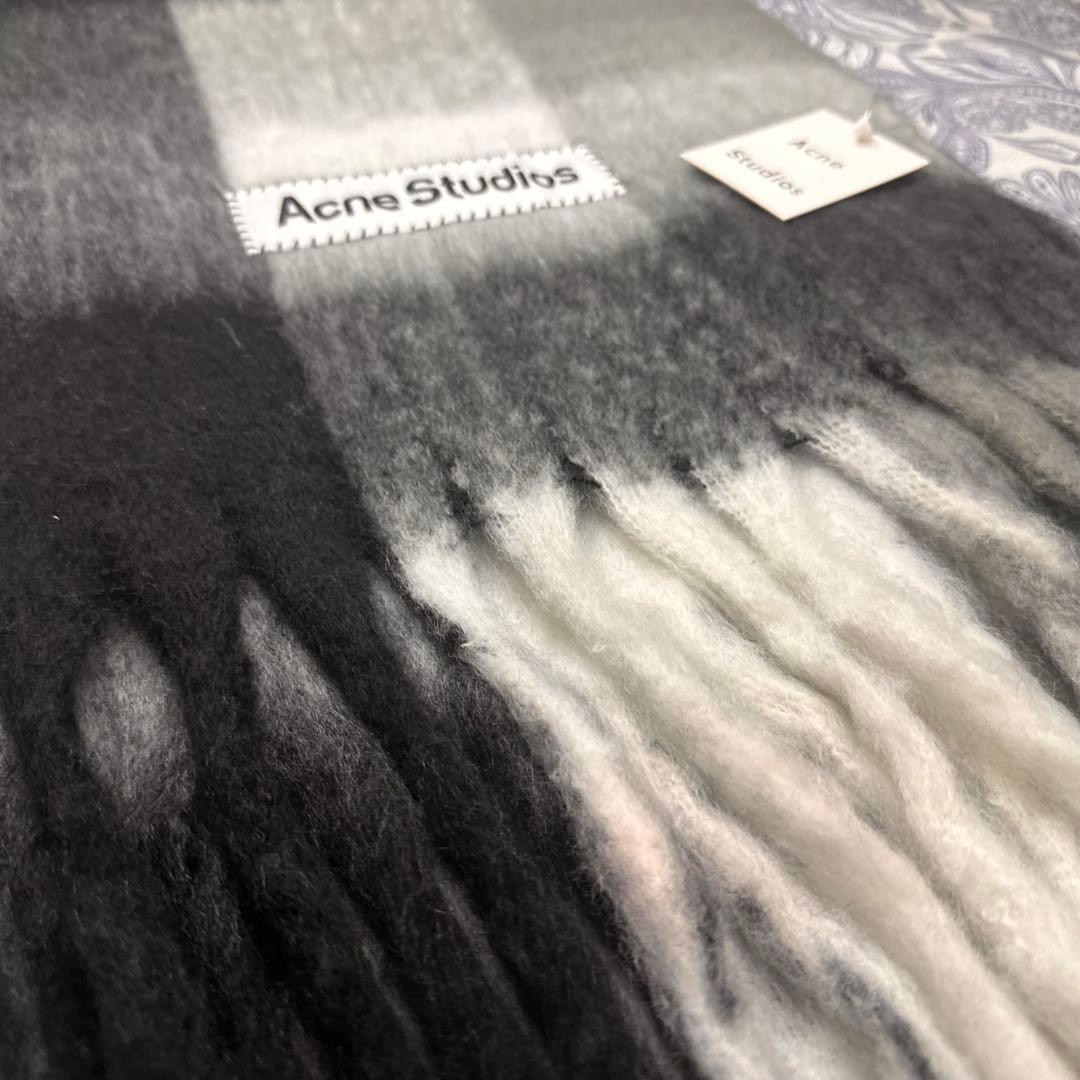 黒　ACNE STUDIOS 新品未使用 モヘアチェック柄スカーフ　マフラー