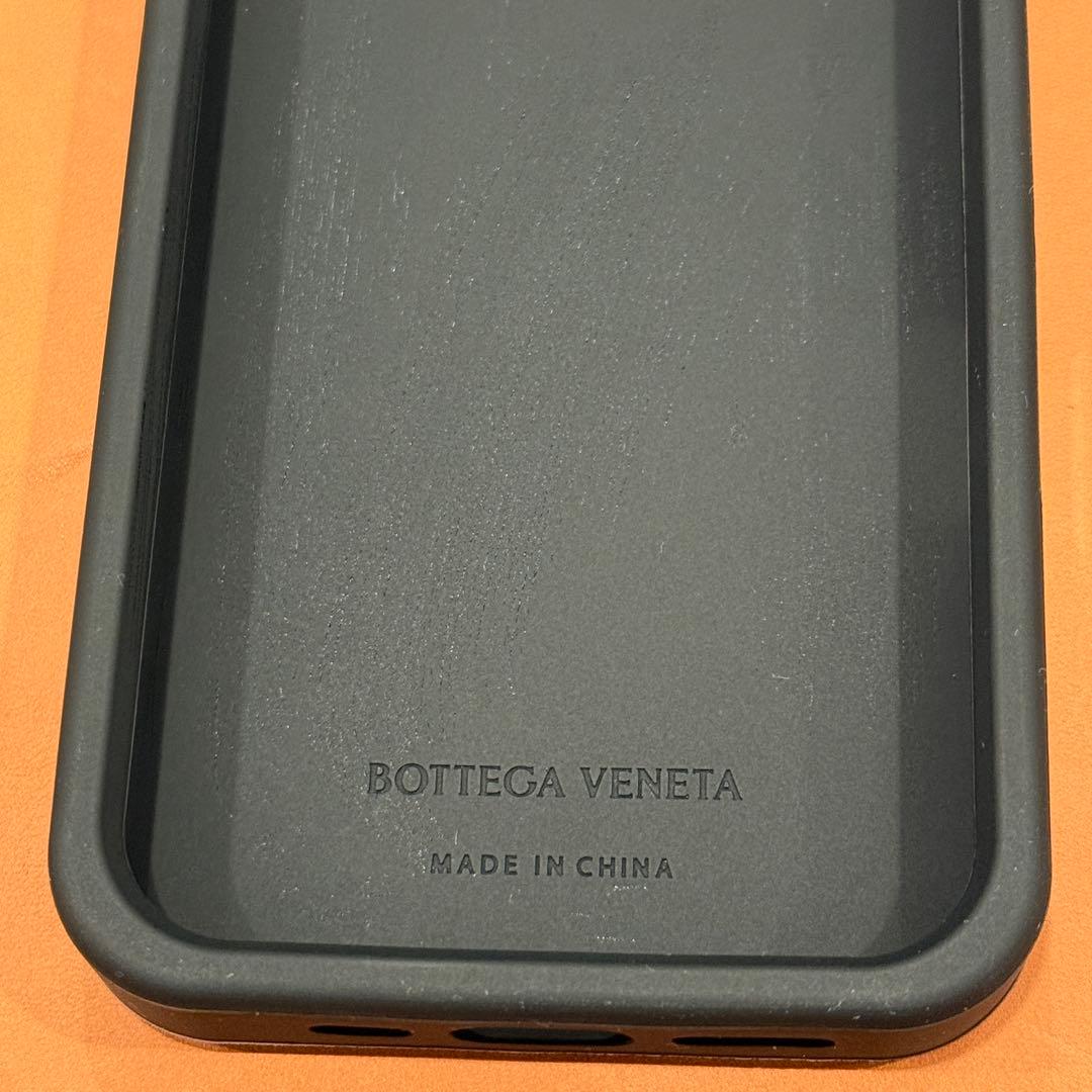 Bottega Veneta ボッテガヴェネタ　iPhone14pro ケース