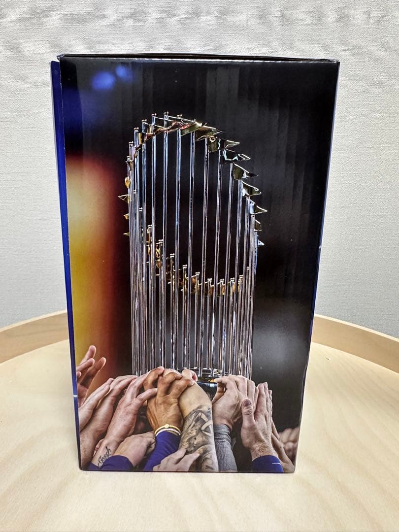 ロサンゼルス・ドジャース レプリカトロフィー　6/17試合