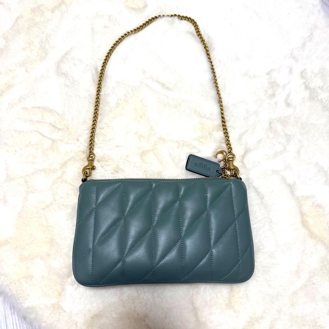 定価42,900円 COACH ショルダーバッグ　キルティング　チェーン