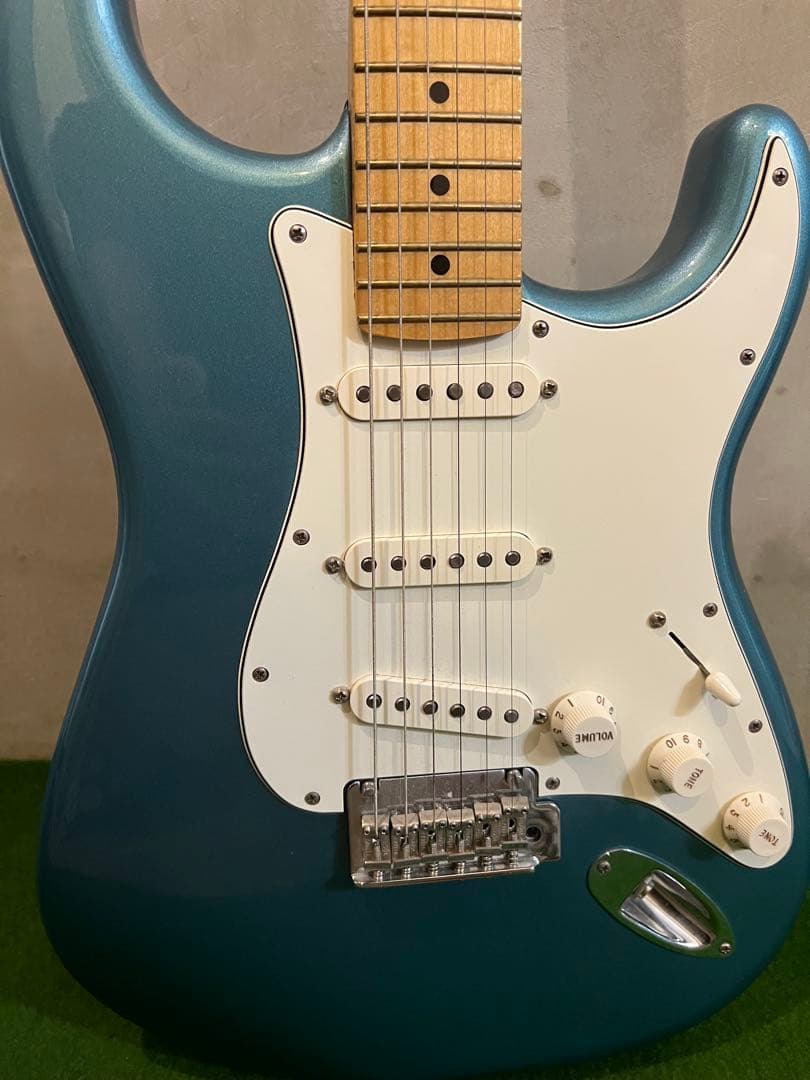 ★Fender Player Stratocaster 美品★ハードケース付