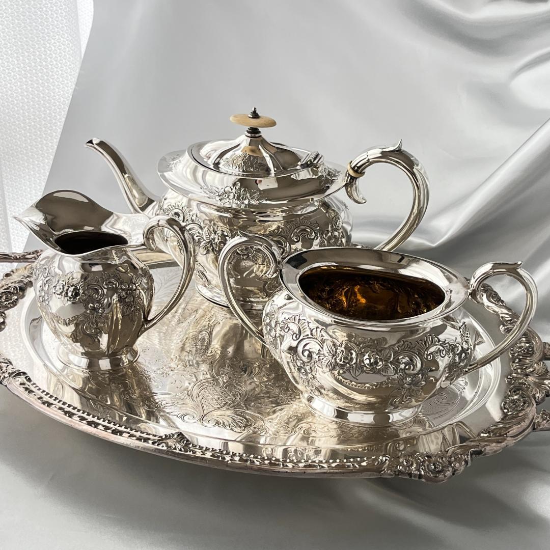 【Pinder Brothers】 ローズのティーセット 3点 薔薇のレリーフ