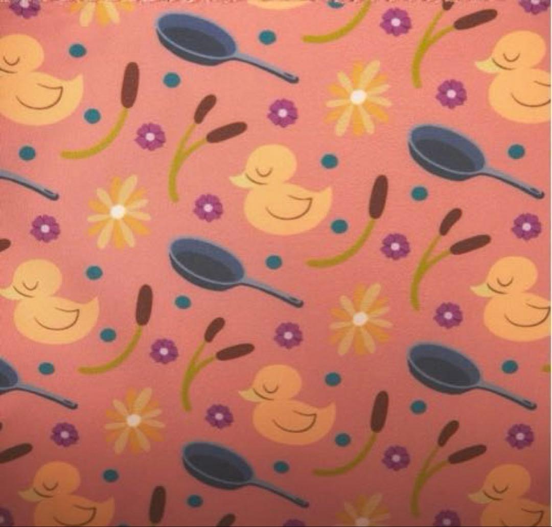 ラウンジフライ　ラプンツェル ポーチ The Snuggly Duckling