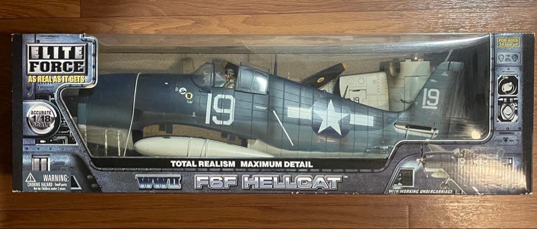 ELITEFORCE 1/18 F6F HELLCAT ヘルキャット