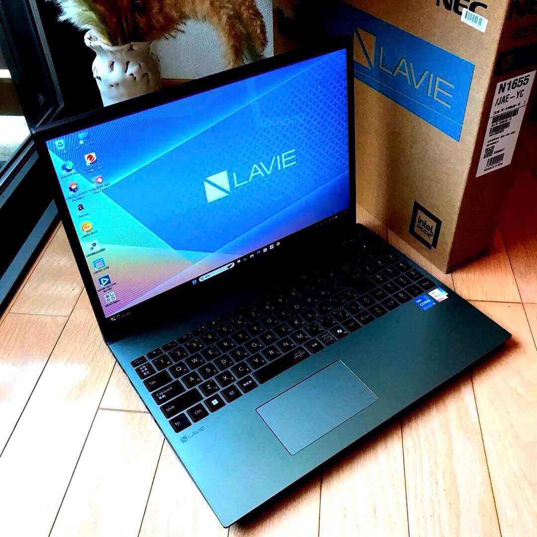 美品NEC LAVIE N1655/J【2025年製】(Office 2024)
