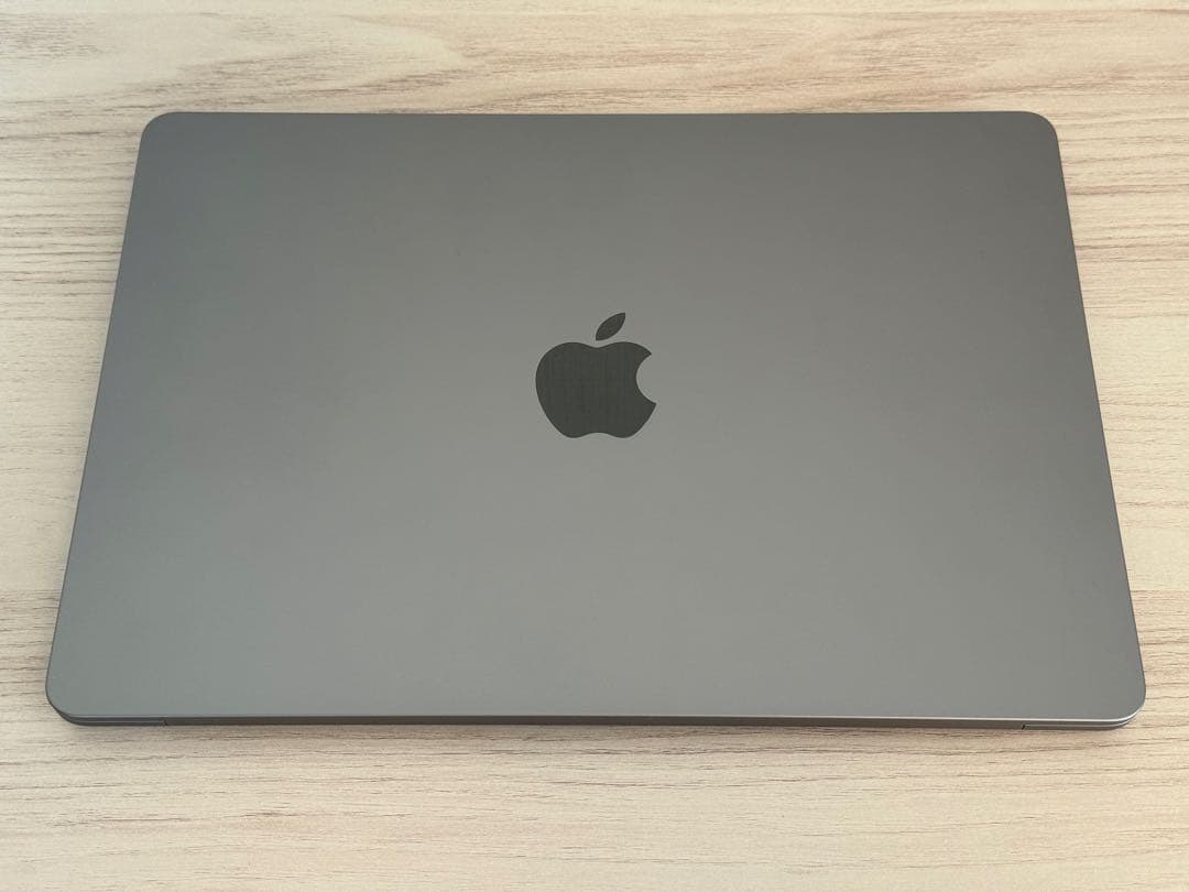 MacBook本体 Apple MacBook Air M2 8GB