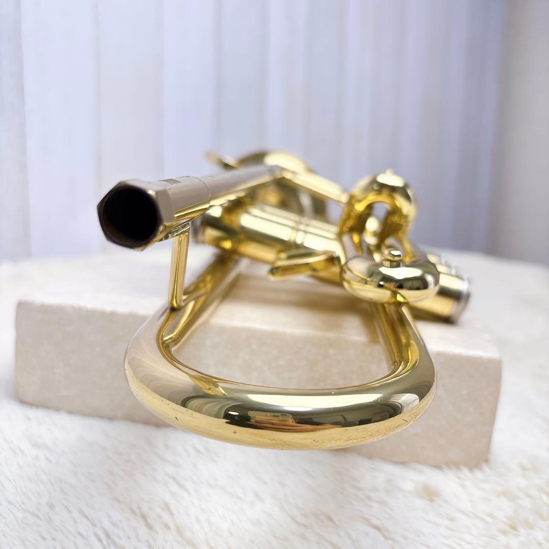 Bach TR600トランペット B♭ マウスピース付き