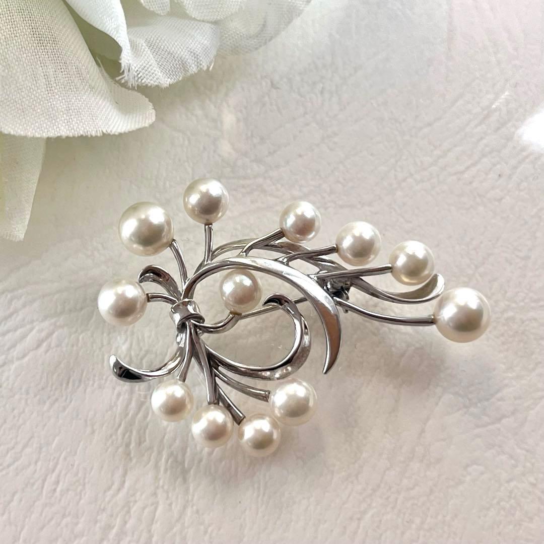 ☆美品☆ミキモト　シルバー　パール　12珠　ブローチ　皇室御用達ブランド
