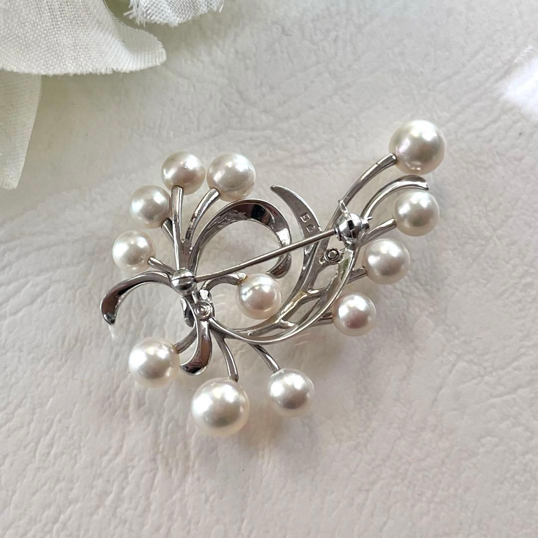☆美品☆ミキモト　シルバー　パール　12珠　ブローチ　皇室御用達ブランド