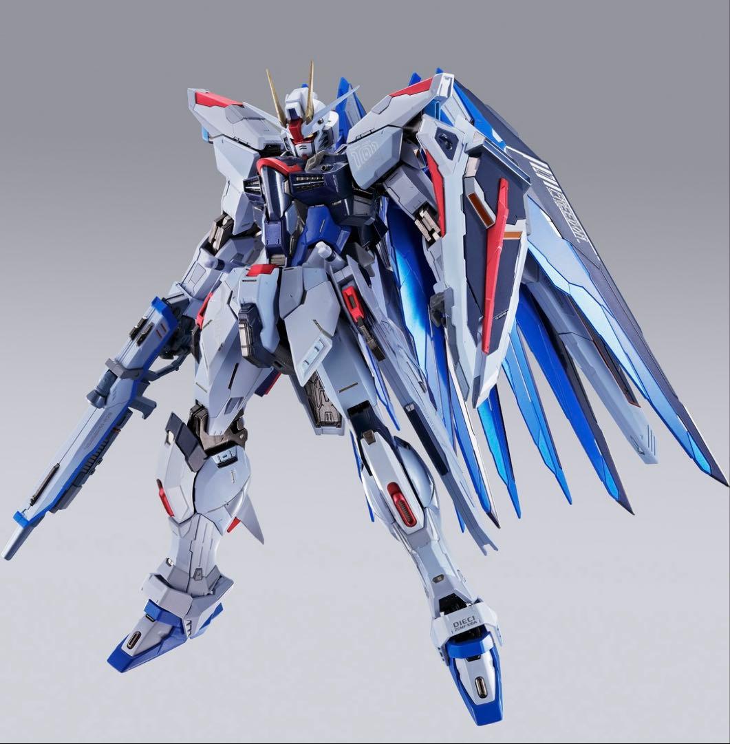 新品LBUILD フリーダムガンダム　 SPARKLE Ver.