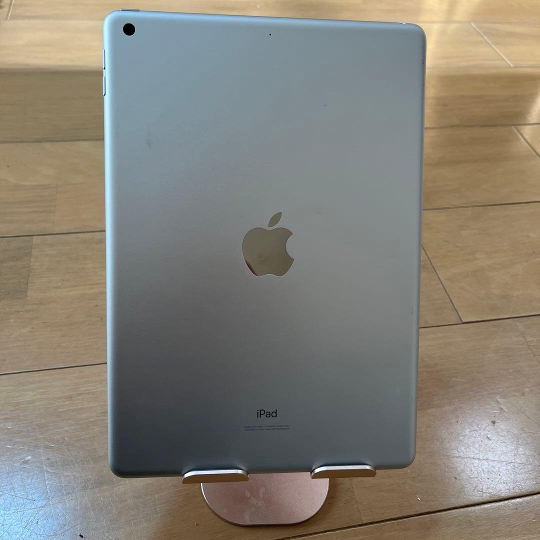 バッテリー新品同様96%iPad7世代Wi-Fi モデル 32G シルバー