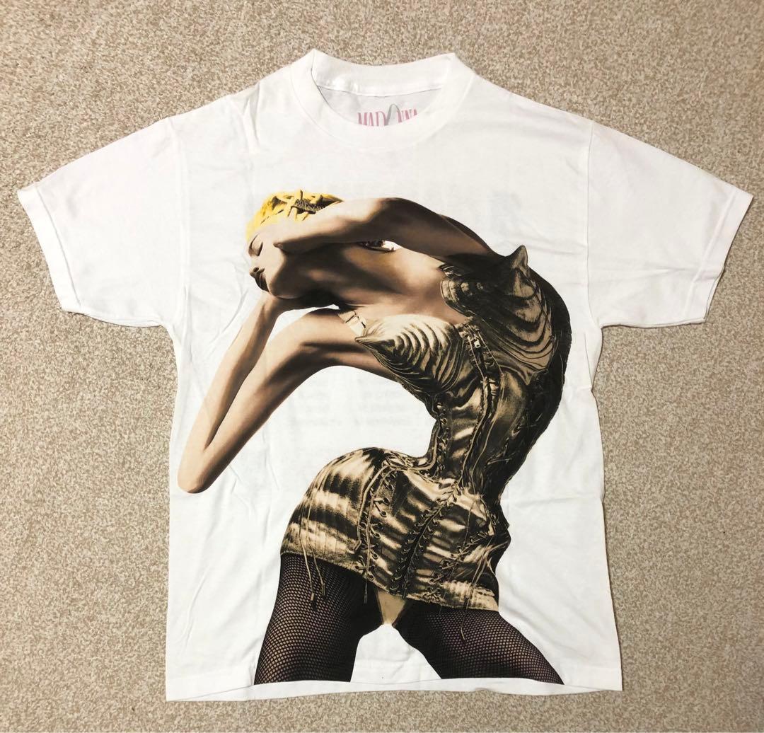 マドンナMadonna♪ 2023ロンドンツアーTシャツ（コンサート記念グッズ）