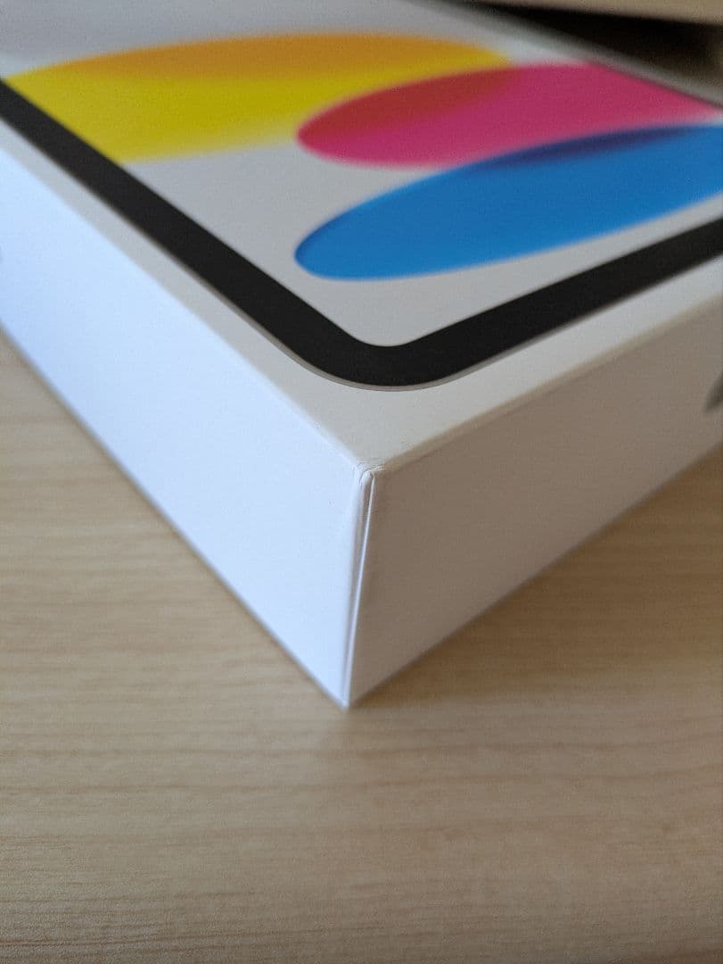 Apple 11 インチ iPad (A16):　11 インチモデル