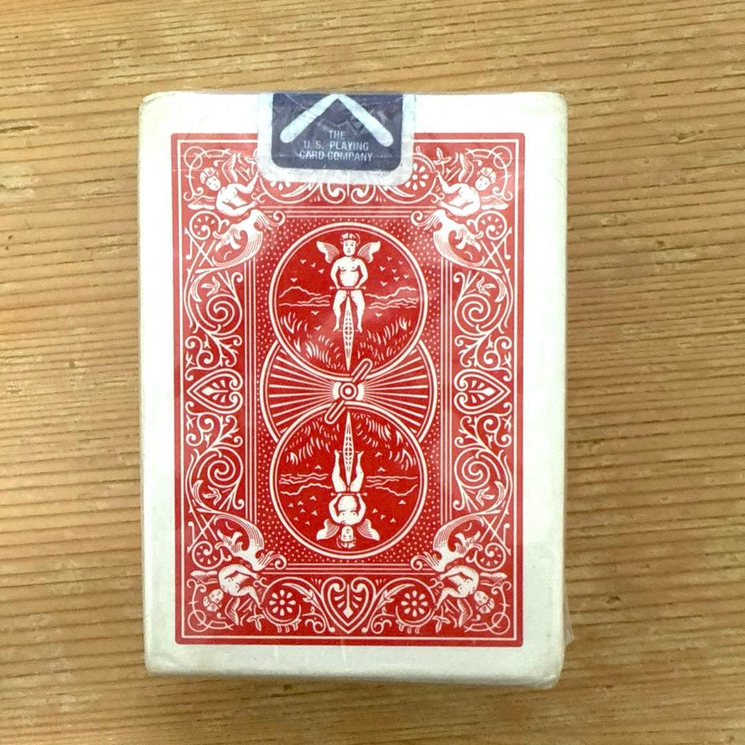 A*i様 【新品未使用】非売品 OriginalFake KAWS トランプ 赤