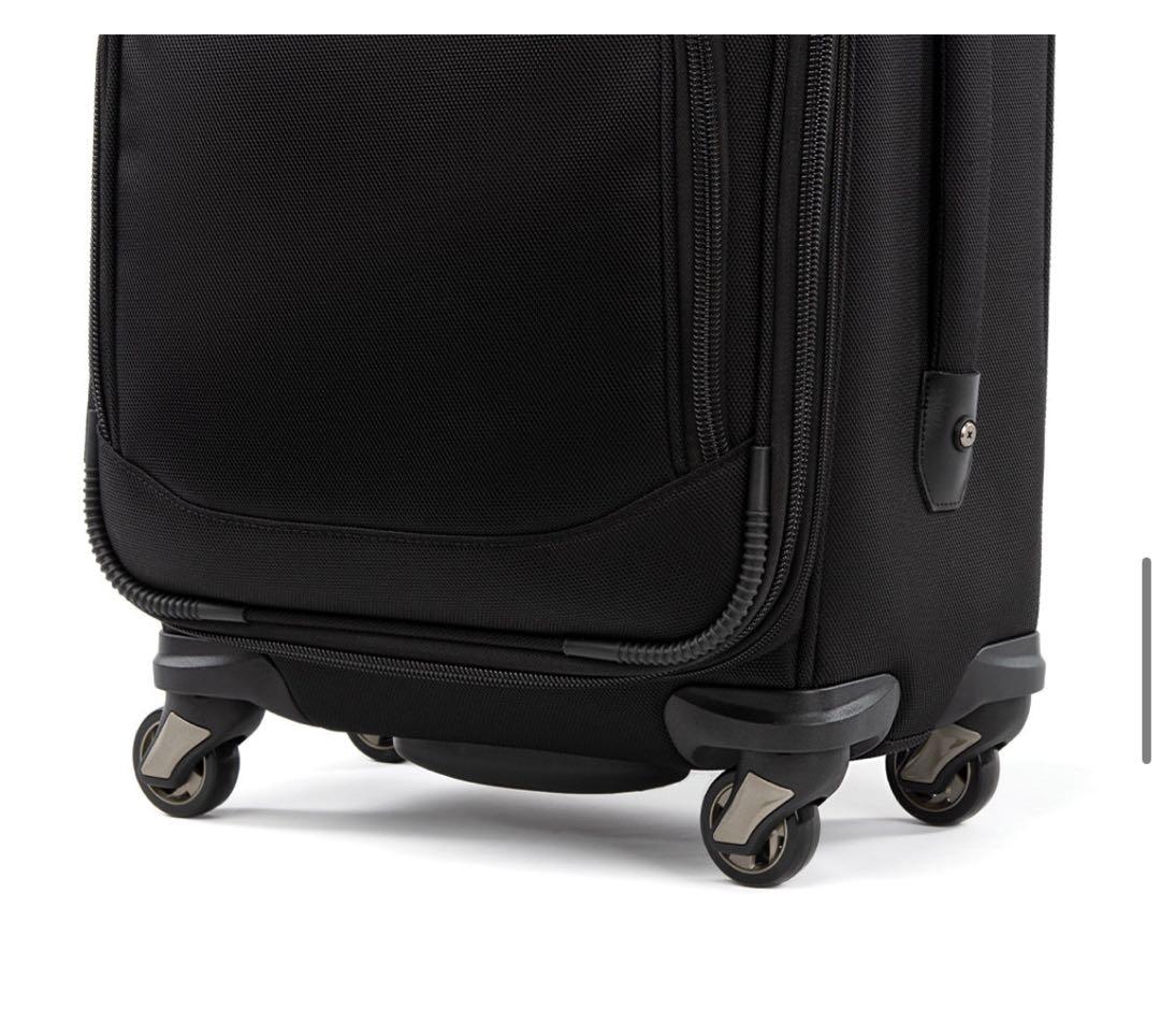 Travelpro FlightCrew5 キャリーケース 新品未使用