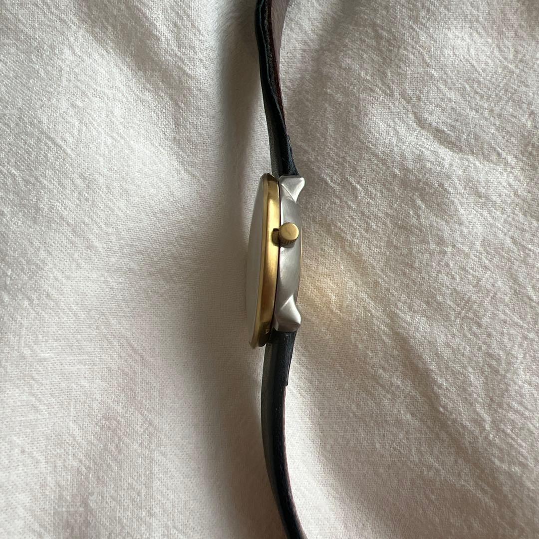 ARNE JACOBSEN レザーベルト時計 バンカーズ